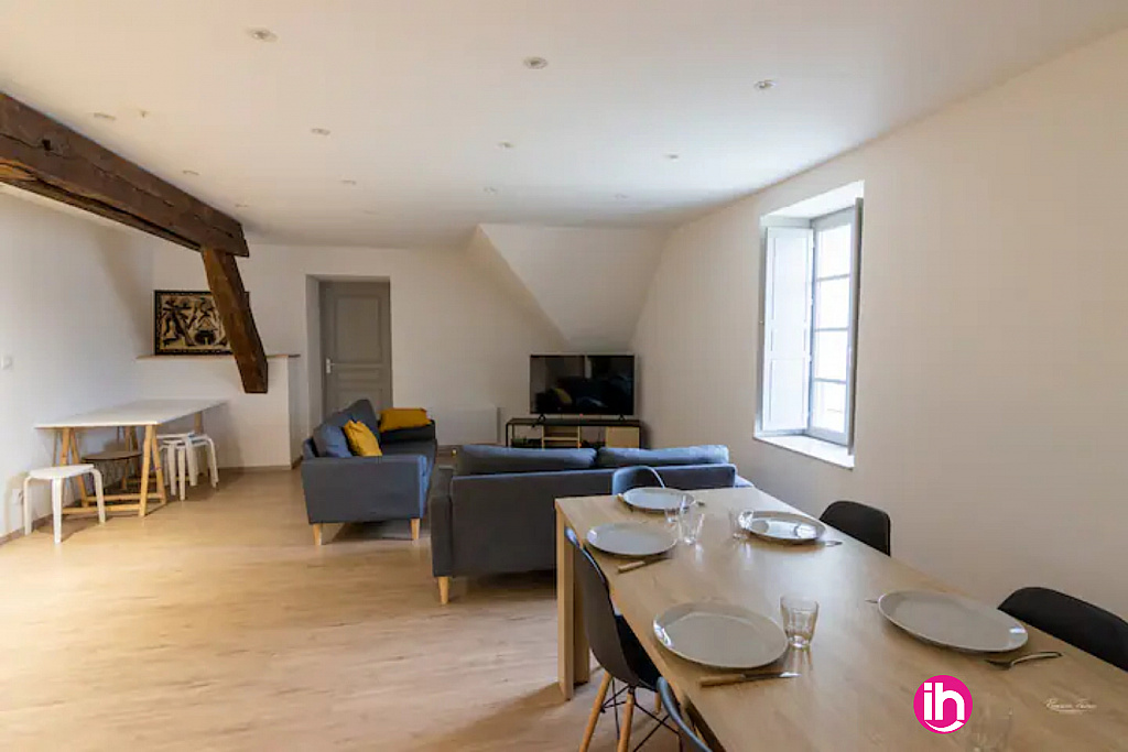 Espace repas et salon