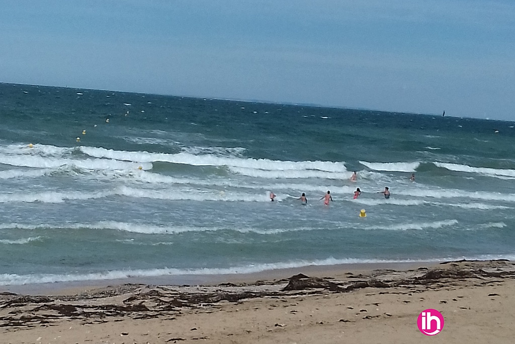 Plage côte de Nacre