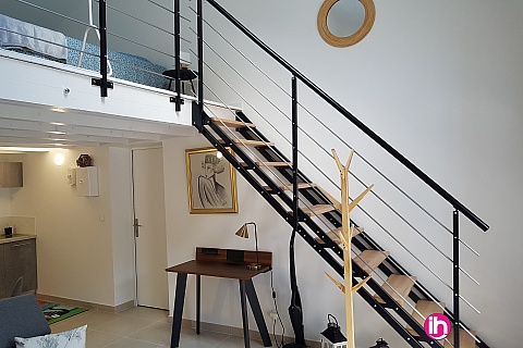 Location pour salarié en déplacement de meublé : CIVAUX, Appartement plein-pied avec mezzanine et terrasse privée, Poitiers Sud