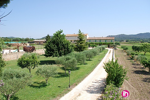 Location de meublé : Le mas de Font-Belle