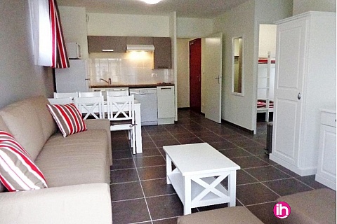 Location de meublé : CHINON - Appartement N°8 –T3 dans une résidence de prestige , Chinon centre