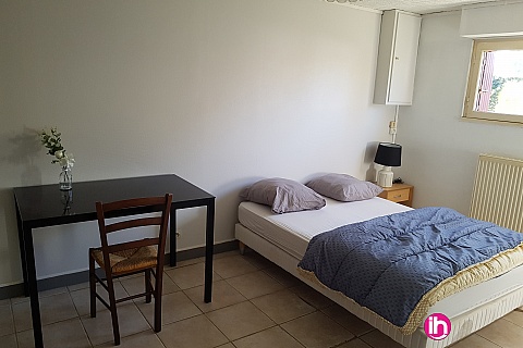 Location de meublé : CIVAUX, Logement type F3 à LHOMMAIZE 