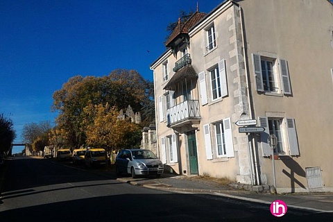 Location de meublé : CIVAUX  - Maison de 3 à 9 personnes à 20 mn Civaux, LE POINT DU JOUR