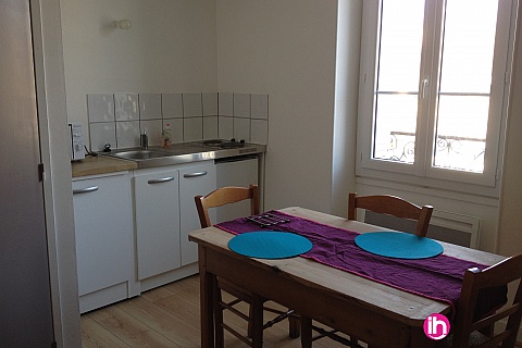 Location de meublé : CIVAUX Studio 1 à 2 pers. à Lussac les Châteaux, à moins de 10 min de Civaux sur l'axe Poitiers Montmorillon,