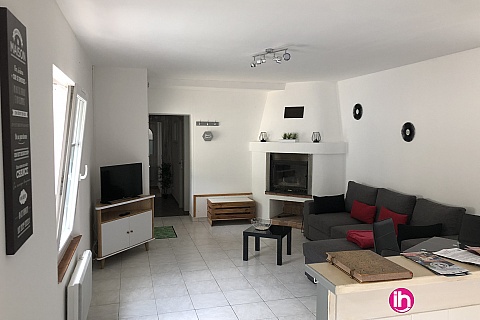 Location de meublé : SAUMUR, maison 2 chbr, Saint Just Sur Dive