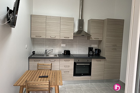 Location pour salarié en déplacement de meublé : BLAYAIS,appartement T1 neuf avec terrasse privée, Blaye