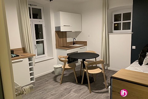 Location de meublé : THIONVILLE CATTENOM Appartement N° 12 neuf face gare 1 - 2 PERS  (+ 15 m2)