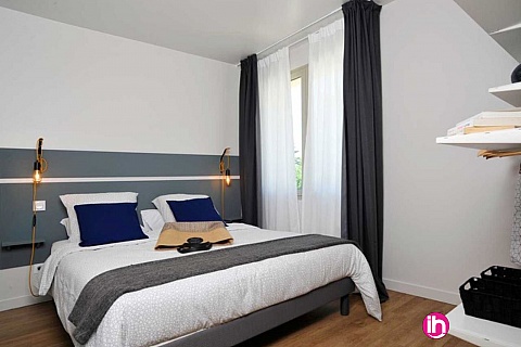 Location de meublé : BLAYAIS, bel appartement cosy centre de Jonzac