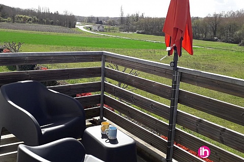 Location de meublé : BLAYAIS, appartement très lumineux, Jonzac
