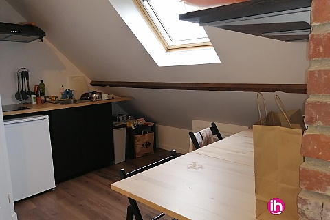 Location de meublé : LENS CHARMANT T1 REFAIT A NEUF 2eme et, avec déco loft, Lens