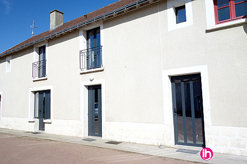 Location pour salarié en déplacement de meublé : CHINON Maison au calme à Chaveignes