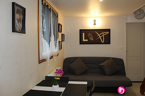 Location de meublé : ILE DE FRANCE "77" maison tout confort  avec 2 chambres dans propriété calme  Dammartin-en-Goële