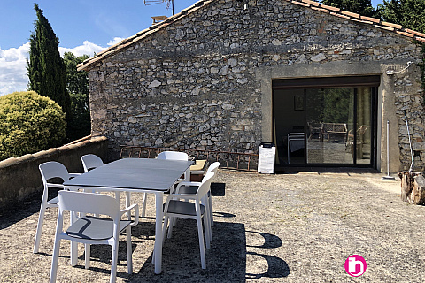 Location de meublé : Tricastin I Appartement dans mas provençal vue panoramique Malataverne