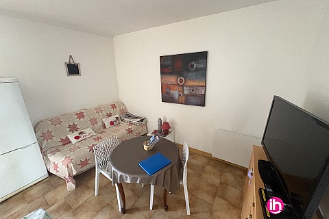 Location pour salarié en déplacement de meublé : GIEN DAMPIERRE Bel appartement de type F2, Nevoy