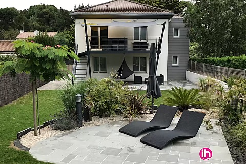 Location de meublé : SAINT BREVIN LES PINS maison 4 chambres 8 couchages à 200 m de la mer