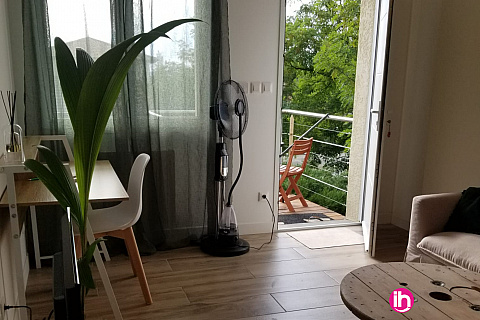 Location pour salarié en déplacement de meublé : SAINT-VULBAS : petit appartement 1 personne - 1 chambre, Saint-Maurice-de-Gourdans