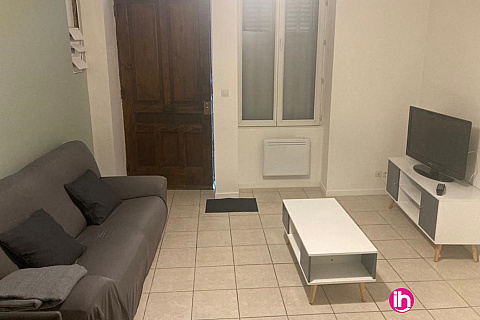 Location pour salarié en déplacement de meublé : SAINT-VULBAS : petit appartement 2 personnes - 1 chambre, Lagnieu