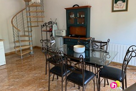Location pour salarié en déplacement de meublé : SAINT-VULBAS : maison 2 personnes - 2 chambres, Blyes