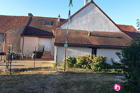 Location de meublé : MOULINS : maison 5 personnes - 4 chambres, Besson