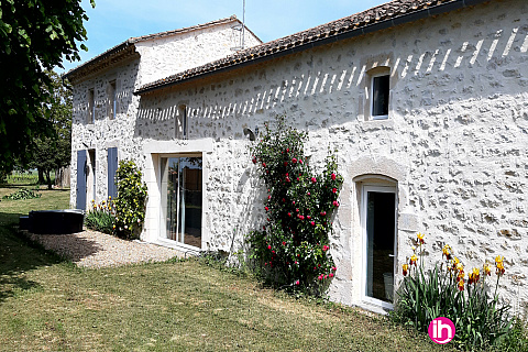 Location de meublé : BLAYE : maison 3 personnes - 3 chambres, EYRANS