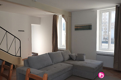 Location de meublé : BLAYE : maison 5 personnes -4 chambres, SAINT AUBIN DE BLAYE