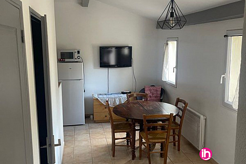 Location de meublé : NIMES,maisonnette1 ch ,BEAUCAIRE