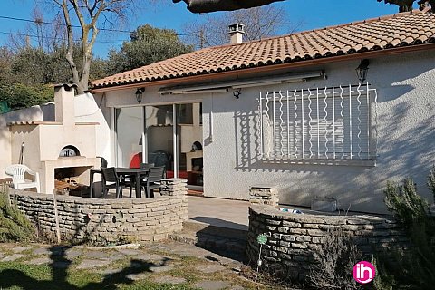 Location pour salarié en déplacement de meublé : NIMES, maison 2 chs ,NIMES