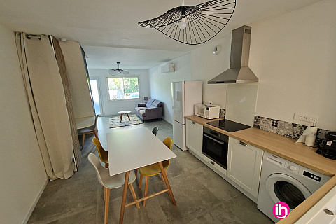 Location de meublé : BEAUCAIRE : maison 4 personnes - 2 chambres, Montfrin