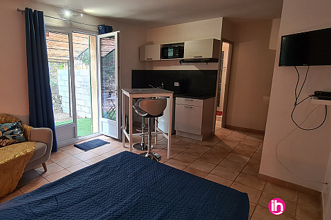 Location de meublé : TRICASTIN : appartement 2 personnes, Saint-Paul-Trois-Châteaux