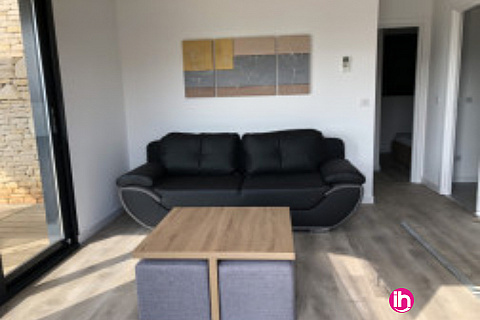 Location pour salarié en déplacement de meublé : ORAISON : maison 4 personnes - 2 chambres, Oraison