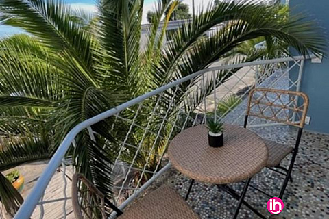 Location de meublé : GUJAN MESTRAS, studio lumineux, CENTRE