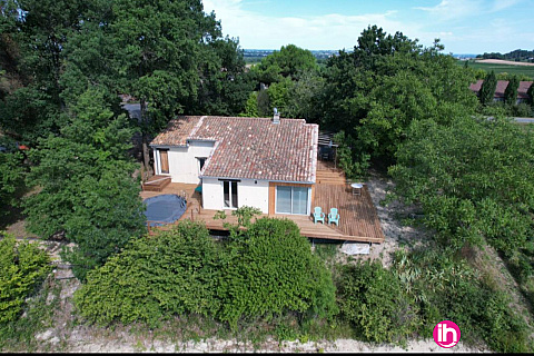 Location de meublé : COUTRAS ,maison de maitre 2 chs, FRONSAC