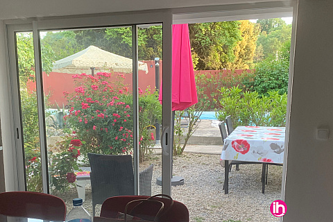 Location pour salarié en déplacement de meublé : Cruas/Tricatin appartement en rez de jardin -1 pers, 1 chbre, terrasse - LE TEIL