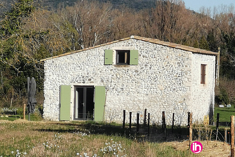 Location de meublé : Cruas : maison au calme 2 pers-2 chbres, jardin et terrasse, Meysse