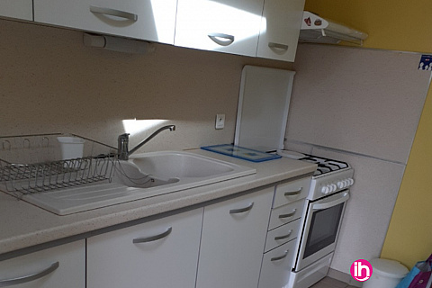 Location de meublé : BLAYE, maison 1 ch ,SAINT CIERS SUR GIRONDE 