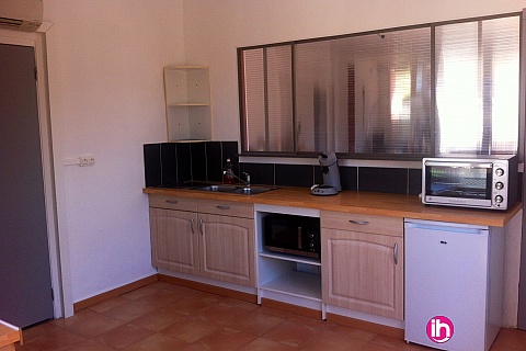 Location de meublé : CRUAS TRICASTIN appartement 1 chambres refait à neuf 