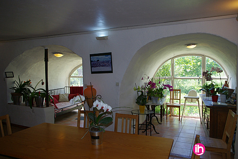 Location pour salarié en déplacement de meublé : CRUAS : suite 2 pers,terrasse & parking - Alba-la-Romaine