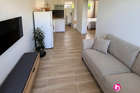 Location de meublé : BASSENS , maison 2chs , SAINT LOUBES 