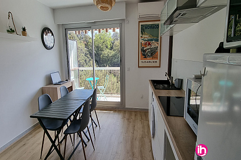 Location de meublé : NICE : appartement 2 pers,1 chbre, terrasse et parking privatif, Nice