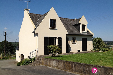 Location de meublé : RENNES Maison de 80 m2 - Vue sur le Barrage de la Cantache