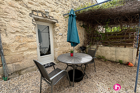 Location pour salarié en déplacement de meublé : TRICASTIN : maison 2 pers,1 chbre , terrasse et parking - Saint-Paul-Trois-Châteaux