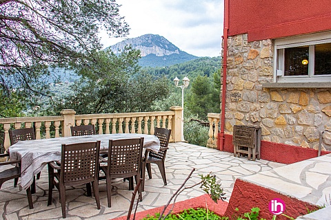 Location de meublé : TOULON : maison 4 personnes - 2 chambres, Le Revest-les-Eaux