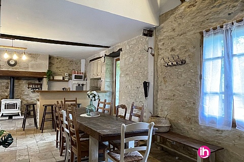 Location de meublé : GOURDON maison 5 chs, ST AUBIN DE NABIRAT