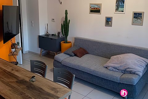Location de meublé : Appartement récent T2 -proche Eurexpo-