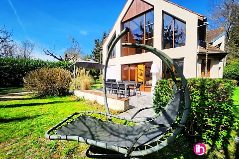 Location de meublé : BULLION maison 4 chambres