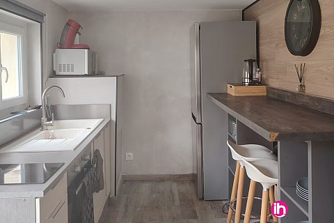 Location de meublé : Saint-Romain-De-Jalionas : Studio tout équipé