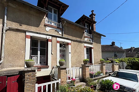 Location de meublé : MONTIGNY-SUR-LOING  maison 3 chambres