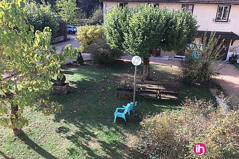 Location de meublé : BUGEY Chambre S1 avec salle d'eau privative VILLEBOIS