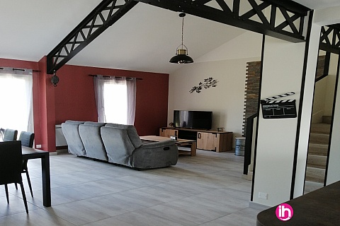 Location de meublé : DAMPIERRE-EN-BURLY : maison 4 personnes - 3 chambres, Dampierre-en-Burly