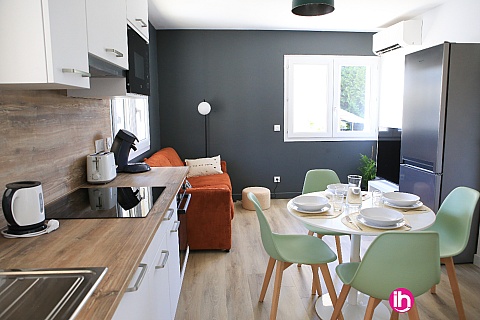 Location pour salarié en déplacement de meublé : ROUSSILLON : appartement 2 personnes - 1 chambre